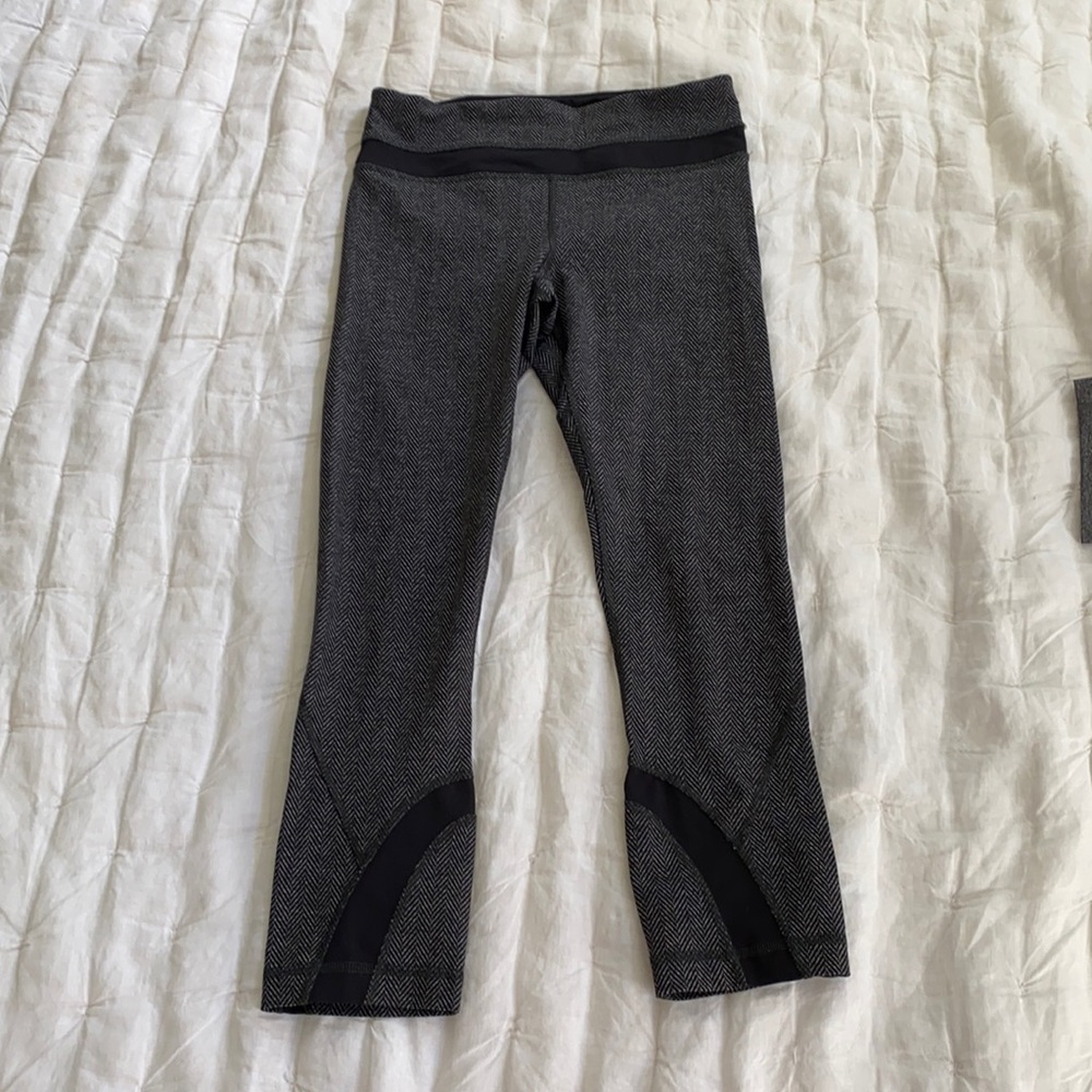 Lululemon leggings- cropped